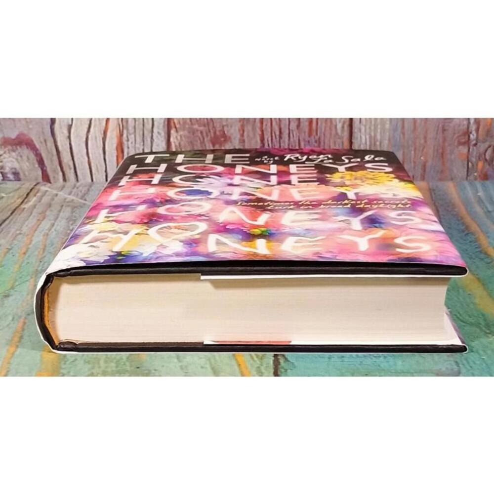 The Honeys‎ by Ryan La Sala - Hardcover Novel - Picture 12 of 15